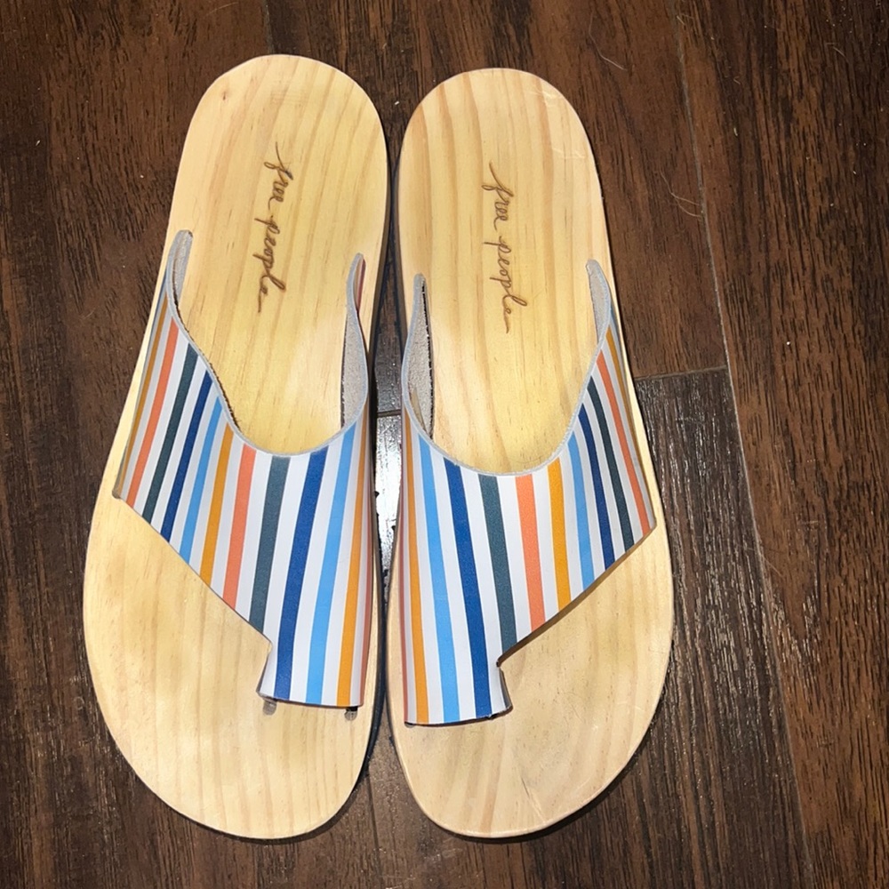Size 38 wooden sandals